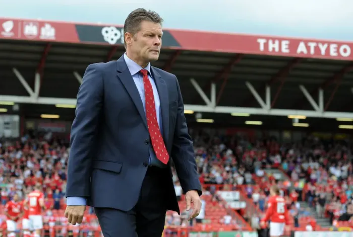 Framed Print : Steve Cotterill Leads Bristol City in Sky Bet Championship Clash Against Brentford