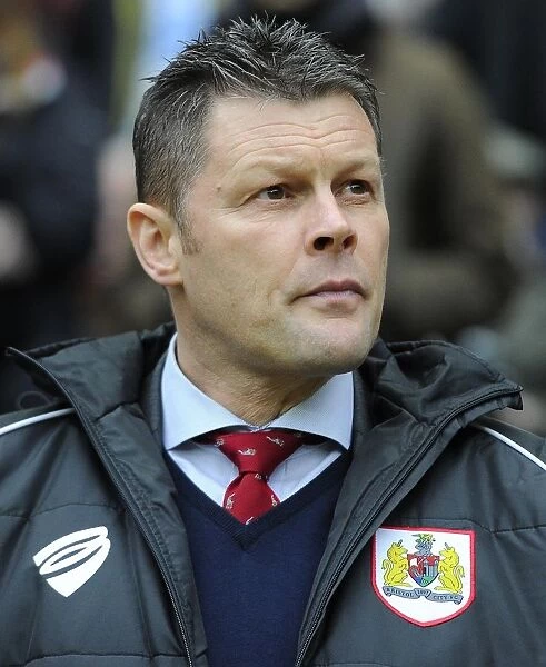Steve Cotterill Leads Bristol City in Sky Bet League One Match at MK Dons (07 / 02 / 2015)