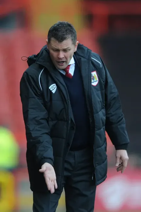 Framed Print : Steve Cotterill Leads Bristol City in Sky Bet League One Match Against Fleetwood Town