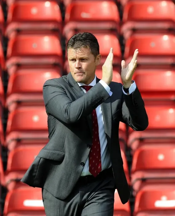 Framed Print : Steve Cotterill Leads Bristol City in Sky Bet League One Match Against Scunthorpe United