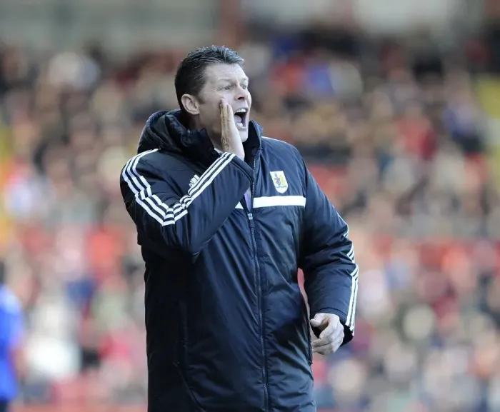 Framed Print : Steve Cotterill Leads Bristol City in Sky Bet League One Match Against Stevenage Framed Print : Steve Cotterill Leads Bristol City in Sky Bet League One Match Against Stevenage