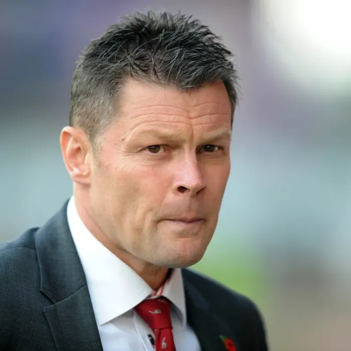 Framed Print : Steve Cotterill Leads Bristol City at Swindon Town, 15th November 2014 Framed Print : Steve Cotterill Leads Bristol City at Swindon Town, 15th November 2014
