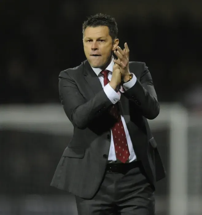 Framed Print : Steve Cotterill Leads Bristol City at Swindon Town, November 2014 - Football Manager Framed Print : Steve Cotterill Leads Bristol City at Swindon Town, November 2014 - Football Manager