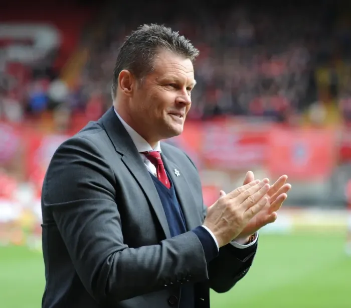 Framed Print : Steve Cotterill Leads Bristol City Against Walsall at Ashton Gate, Sky Bet League One (May 2015) Framed Print : Steve Cotterill Leads Bristol City Against Walsall at Ashton Gate, Sky Bet League One (May 2015)