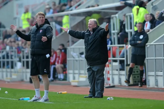 Framed Print : Steve Evans Leads Rotherham United Against Bristol City, 29 / 03 / 2014 Framed Print : Steve Evans Leads Rotherham United Against Bristol City, 29 / 03 / 2014
