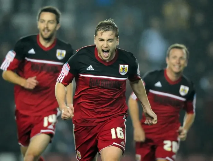 Framed Print : Steven Davies Epic Goal: A Stunner for Bristol City vs Burnley (23 / 10 / 2012) Framed Print : Steven Davies Epic Goal: A Stunner for Bristol City vs Burnley (23 / 10 / 2012)