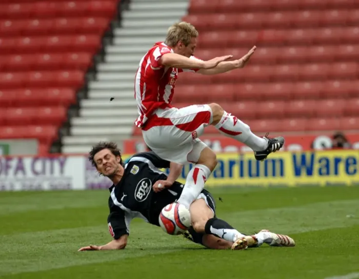 Framed Print : Stoke City vs. Bristol City: A Football Rivalry - Season 07-08 Framed Print : Stoke City vs. Bristol City: A Football Rivalry - Season 07-08