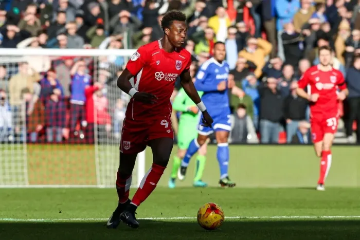 Framed Print : Tammy Abraham in Action: Bristol City vs Cardiff City (Sky Bet Championship)