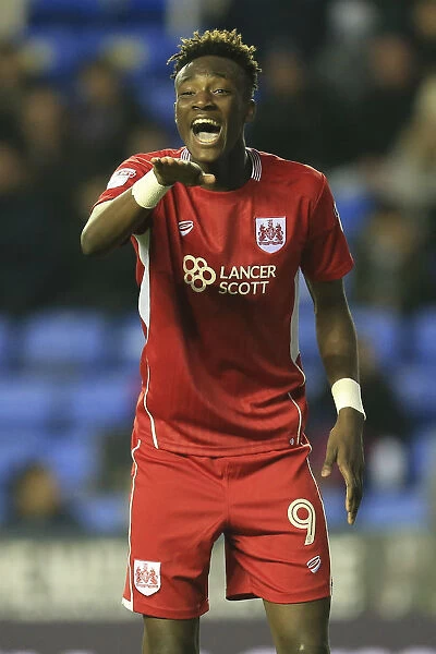 Tammy Abraham in Action: Championship Showdown between Reading and Bristol City (November 2016)