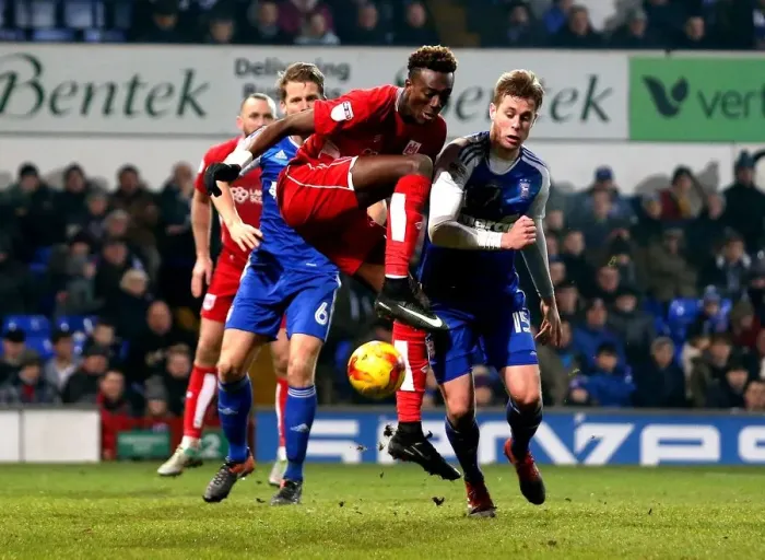 Framed Print : Tammy Abraham in Control: Ipswich Town vs. Bristol City Championship Clash (December 2016) Framed Print : Tammy Abraham in Control: Ipswich Town vs. Bristol City Championship Clash (December 2016)