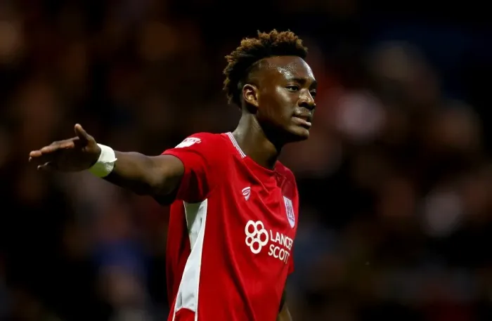 Framed Print : Tammy Abraham Leads Bristol City at Deepdale against Preston North End, Sky Bet Championship (April 4, 2017) Framed Print : Tammy Abraham Leads Bristol City at Deepdale against Preston North End, Sky Bet Championship (April 4, 2017)