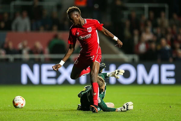 Tammy Abraham Outmaneuvers Robert Green: A Pivotal Moment in Bristol City vs Leeds United (Sky Bet EFL Championship, 2016)
