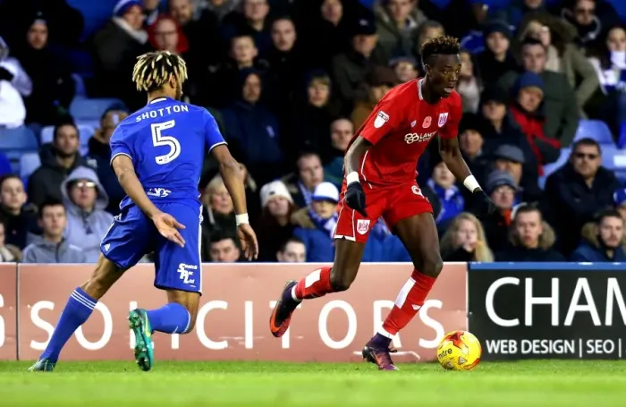 Framed Print : Tammy Abraham Outmaneuvers Ryan Shotton: Birmingham City vs. Bristol City, 2016 Framed Print : Tammy Abraham Outmaneuvers Ryan Shotton: Birmingham City vs. Bristol City, 2016
