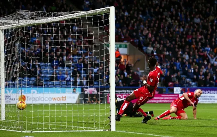 Framed Print : Tammy Abraham's Equalizer: Huddersfield Town 1-1 Bristol City (Sky Bet Championship, 10 / 12 / 2016)