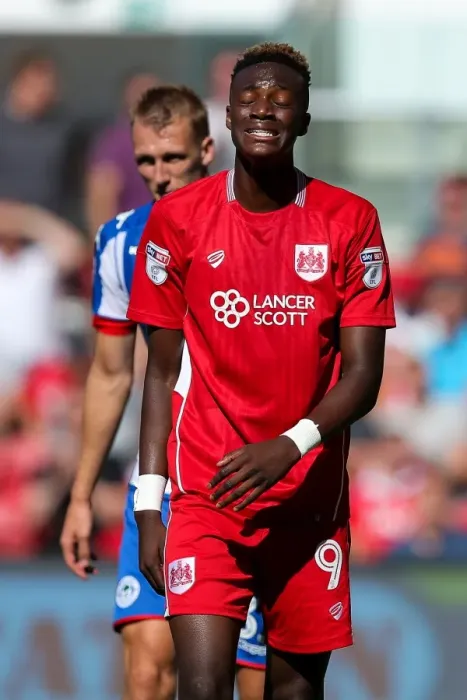 Framed Print : Tammy Abraham's Frustration: Bristol City vs Wigan Athletic, 2016