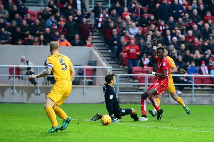 Framed Print : Tammy Abraham's Shot at Glory: Bristol City vs Preston North End, 17 / 12 / 2016 Framed Print : Tammy Abraham's Shot at Glory: Bristol City vs Preston North End, 17 / 12 / 2016
