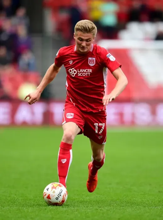 Framed Print : Taylor Moore in Action: Bristol City vs Nottingham Forest, Sky Bet Championship (October 1, 2016) - Ashton Gate Stadium Framed Print : Taylor Moore in Action: Bristol City vs Nottingham Forest, Sky Bet Championship (October 1, 2016) - Ashton Gate Stadium
