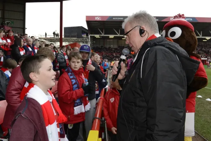 Framed Print : Tense Half Time Moment: Bristol City vs West Ham United, FA Cup Fourth Round