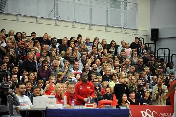 Tense Moment at the British Basketball Cup: Fans on Edge as Flyers Face Raiders