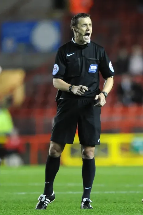 Framed Print : Tense Moment: Stuart Attwell Referees Bristol City vs AFC Wimbledon Clash in Johnstone's Paint Trophy at Ashton Gate