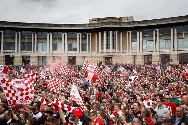 Thousands of Ecstatic Bristol City Fans Pack Lloyds Amphitheatre for Championship Promotion Parade