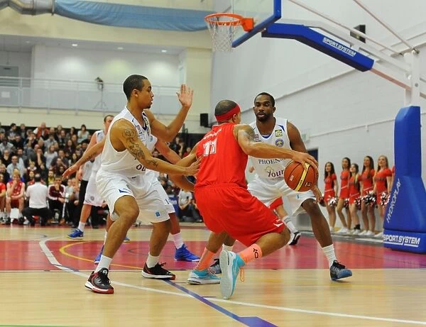 Thrilling Basketball Showdown: Bristol Flyers vs Cheshire Phoenix at SGS Wise Campus - Greg Streete in Action