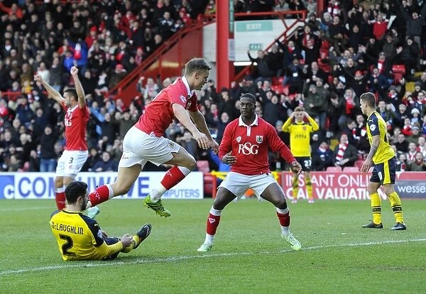 Thrilling Goal: Matt Smith Strikes for Bristol City in Sky Bet League One