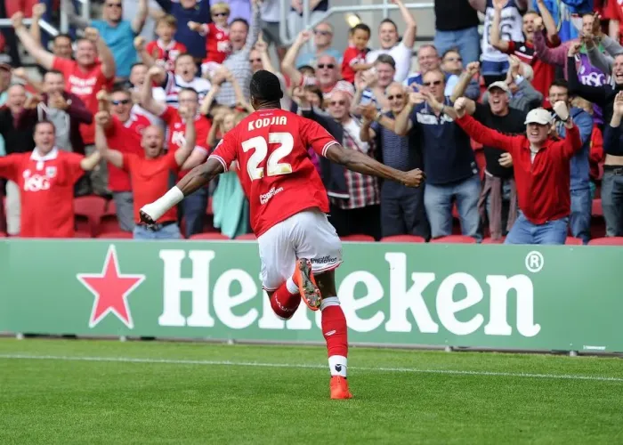 Framed Print : Thrilling Moment: Jonathan Kodjia's Euphoric Goal Celebration for Bristol City against Brentford, Sky Bet Championship