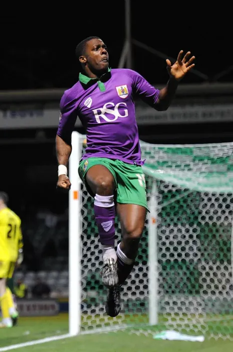 Framed Print : Thrilling Moment: Kieran Agard's Goal Celebration - Bristol City's Victory at Huish Park (10-03-2015)