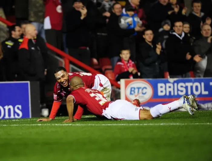 Framed Print : Thrilling Moment: Nicky Maynard's Stunning Goal Celebration for Bristol City vs Barnsley, Championship 2010 Framed Print : Thrilling Moment: Nicky Maynard's Stunning Goal Celebration for Bristol City vs Barnsley, Championship 2010