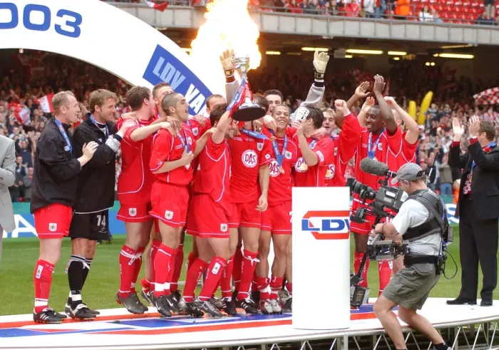 Framed Print : Thrilling Moments of Bristol City FC in the 02-03 LDV Trophy Framed Print : Thrilling Moments of Bristol City FC in the 02-03 LDV Trophy