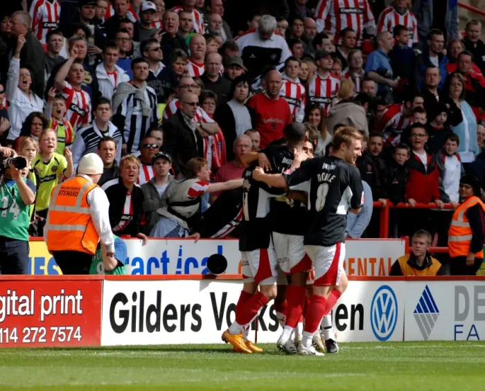Framed Print : Thrilling Team Celebration: Sheffield United vs. Bristol City