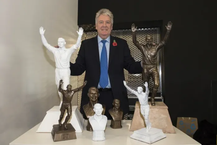 Framed Print : Tom Murphy Unveils John Atyeo Statue Model at Ashton Gate: Bristol City v Fulham, 2015