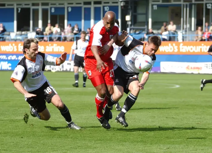 Framed Print : Tony Rougier in Action for Bristol City (03-04)