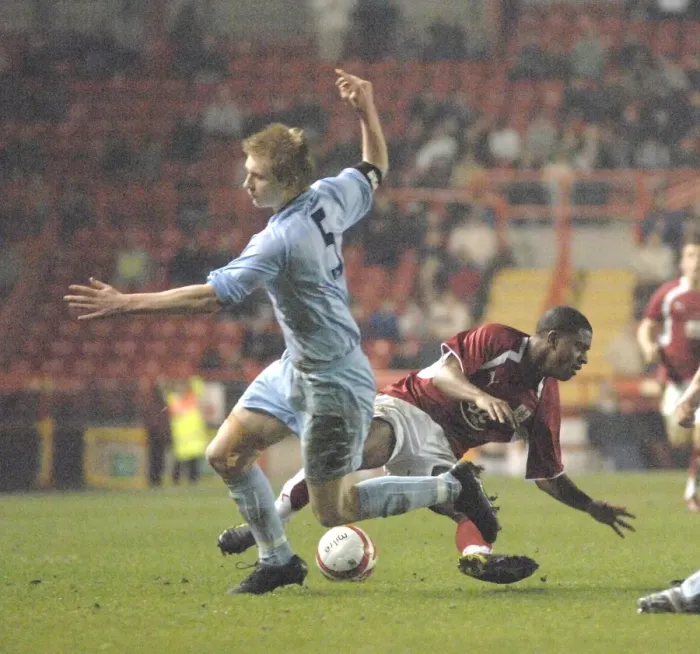 Framed Print : Tristan Plummer in Action: Clash between Bristol City U18s and Manchester City U18s Framed Print : Tristan Plummer in Action: Clash between Bristol City U18s and Manchester City U18s