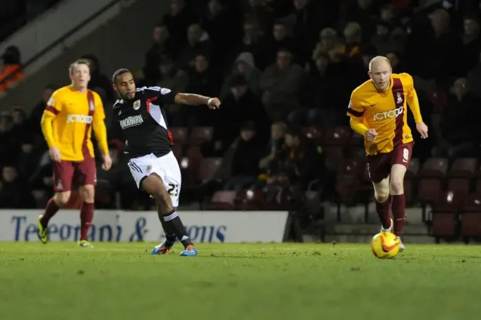 Framed Print : Tyrone Barnett in Action: Bradford City vs. Bristol City, January 11, 2014 Framed Print : Tyrone Barnett in Action: Bradford City vs. Bristol City, January 11, 2014