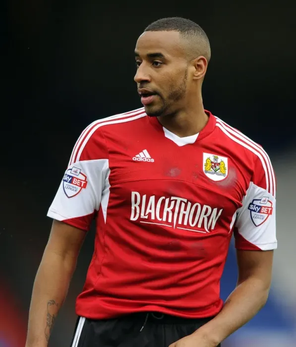 Framed Print : Tyrone Barnett in Action: Oldham Athletic vs. Bristol City, Sky Bet League One, 08 / 02 / 2014 Framed Print : Tyrone Barnett in Action: Oldham Athletic vs. Bristol City, Sky Bet League One, 08 / 02 / 2014