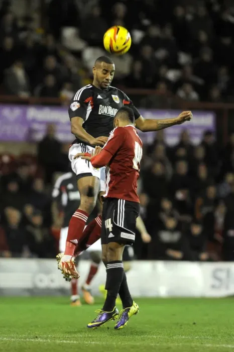 Framed Print : Tyrone Barnett Wins a Header for Bristol City against Brentford, Sky Bet League One, 2014
