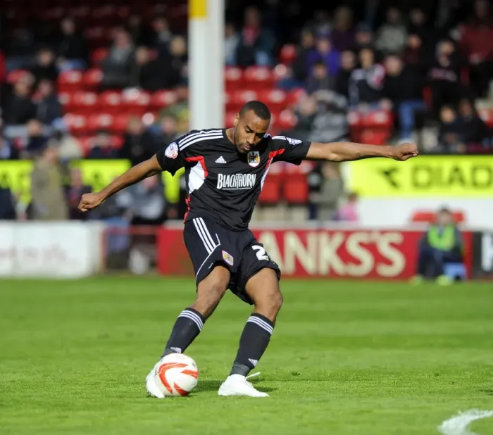 Framed Print : Tyrone Barnett's Shot: Walsall vs. Bristol City, Sky Bet League One, 12-04-2014
