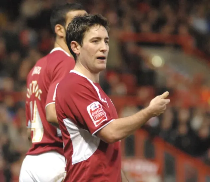 Framed Print : United in the Fight: Lee Johnson Rallies Bristol City Against Blackpool