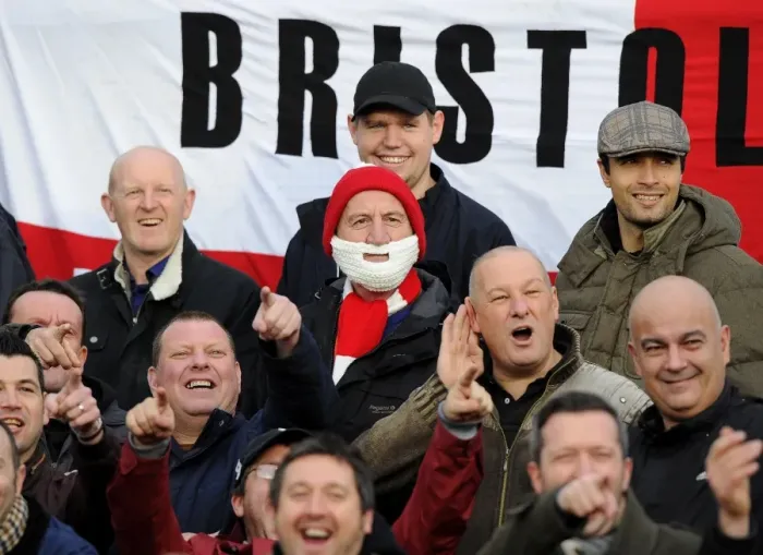Framed Print : Unwavering Support: Bristol City Fans in FA Cup Second Round at Tamworth (December 2013)