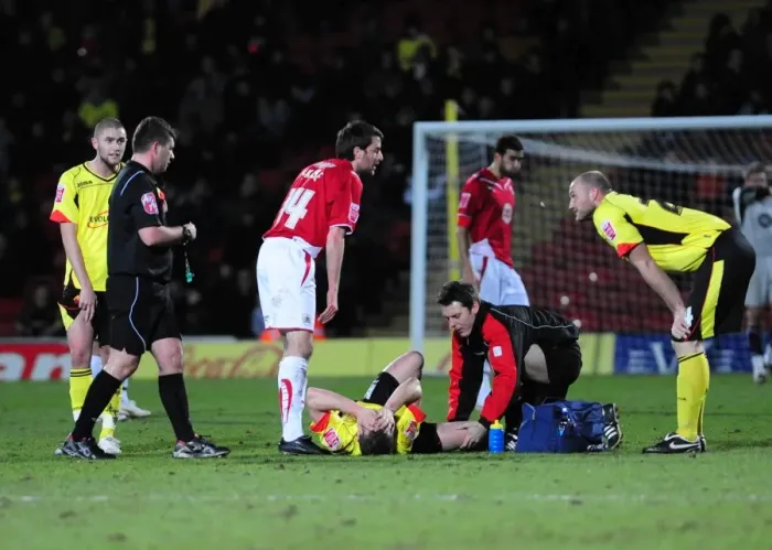 Framed Print : Watford vs. Bristol City: Season 09-10 - Football Battle