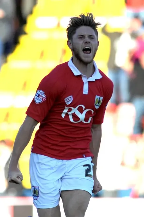 Framed Print : Wes Burns Scores Dramatic Winning Goal for Bristol City in Sky Bet League One Framed Print : Wes Burns Scores Dramatic Winning Goal for Bristol City in Sky Bet League One
