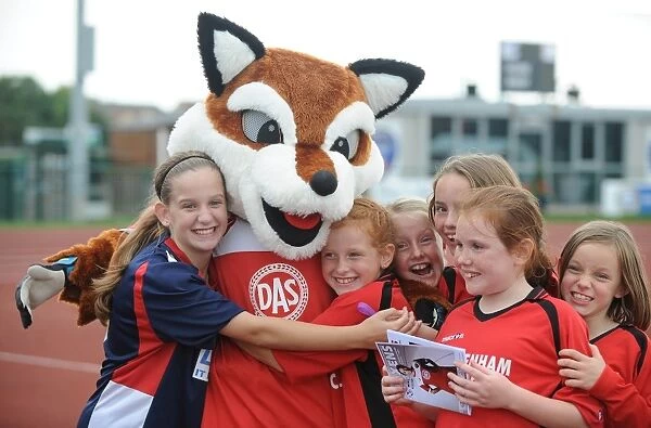 Young Fans Cheer on Thrilling WSL Match: Bristol Academy Women vs Manchester City Women