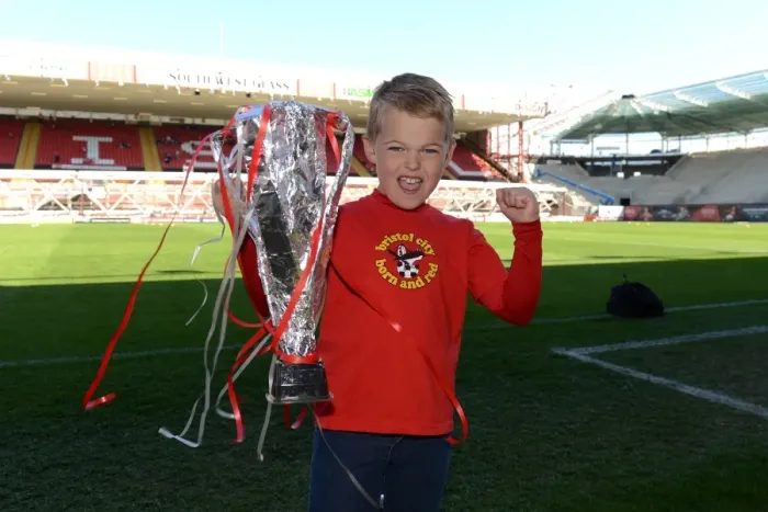 Framed Print : Young Fan's Homemade Cup at Bristol City vs Coventry City, Sky Bet League One (Fans) Framed Print : Young Fan's Homemade Cup at Bristol City vs Coventry City, Sky Bet League One (Fans)