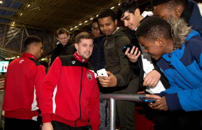 Framed Print : Young Fans Meet Frank Fielding and Zak Vyner of Bristol City at Ashton Gate Framed Print : Young Fans Meet Frank Fielding and Zak Vyner of Bristol City at Ashton Gate