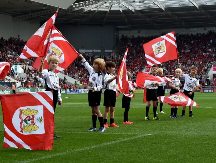 Framed Print : Young Flag Bearers of Portishead Town FC at Bristol City vs. Reading, 2015 Framed Print : Young Flag Bearers of Portishead Town FC at Bristol City vs. Reading, 2015