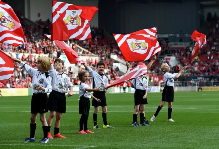 Framed Print : Young Flag Bearers of Portishead Town FC at Bristol City vs. Reading, 2015