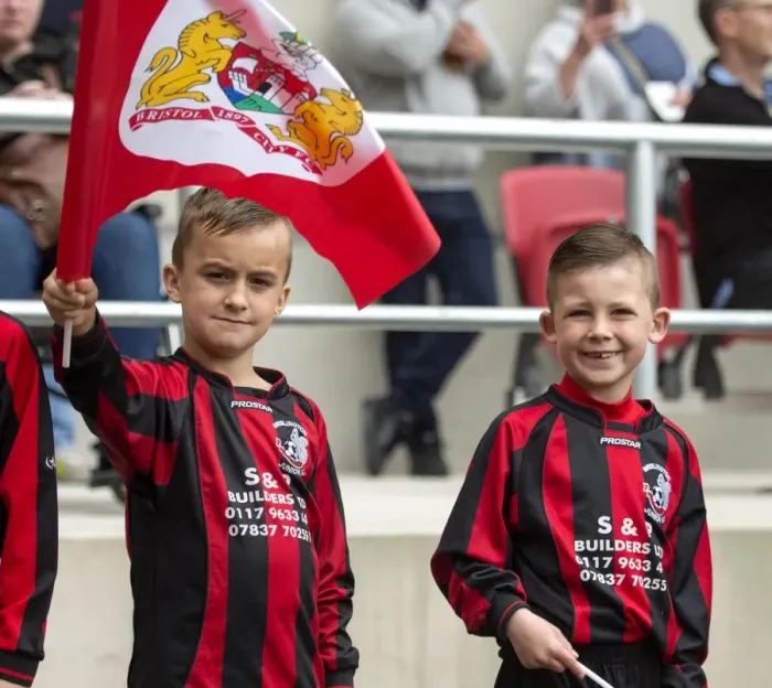 Framed Print : Young Players of Brislington Junior FC at Ashton Gate During Bristol City vs Birmingham City Match Framed Print : Young Players of Brislington Junior FC at Ashton Gate During Bristol City vs Birmingham City Match