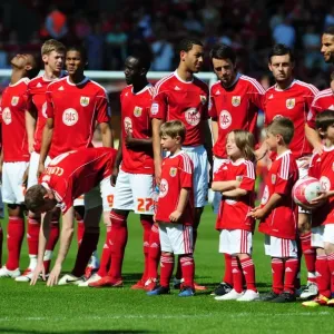 Il match del 2010-11 di calcio, con il confronto tra Bristol City e Nottingham Forest, sarà ricordato come una stagione da non dimenticare